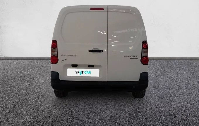 PEUGEOT PARTNER e-PARTNER FOURGON STANDARD PREMIUM AVEC BATTERIE extérieur trois quart arrière droit 943374