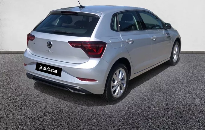 VOLKSWAGEN POLO 1.0 TSI 95 S&S DSG7 Style extérieur trois quart arrière droit 1974