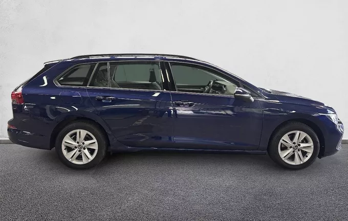 VOLKSWAGEN GOLF SW 1.0 eTSI OPF 110 DSG7 Life Plus extérieur côté droit 213448