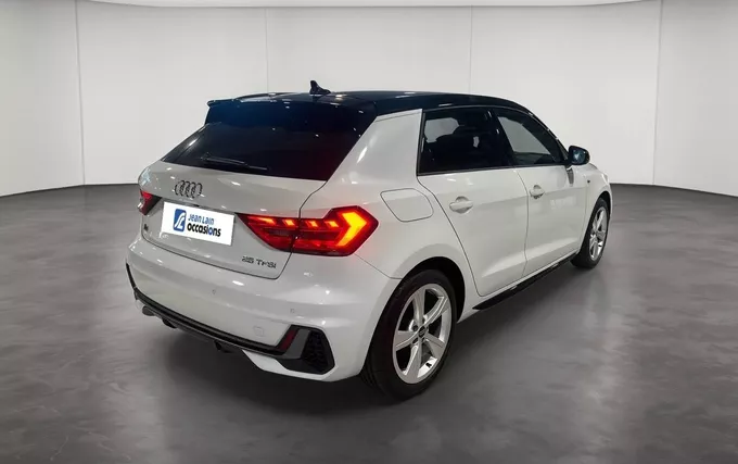 AUDI A1 Sportback 25 TFSI 95 ch S tronic 7 S Line extérieur trois quart arrière droit 2132013