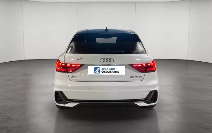 AUDI A1 Sportback 25 TFSI 95 ch S tronic 7 S Line extérieur arrière 2132013