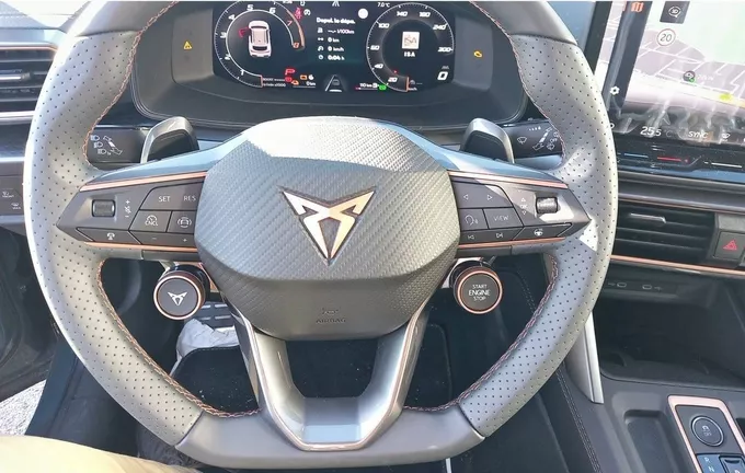 CUPRA FORMENTOR eHybrid 204 ch DSG6 V photo 19 3324