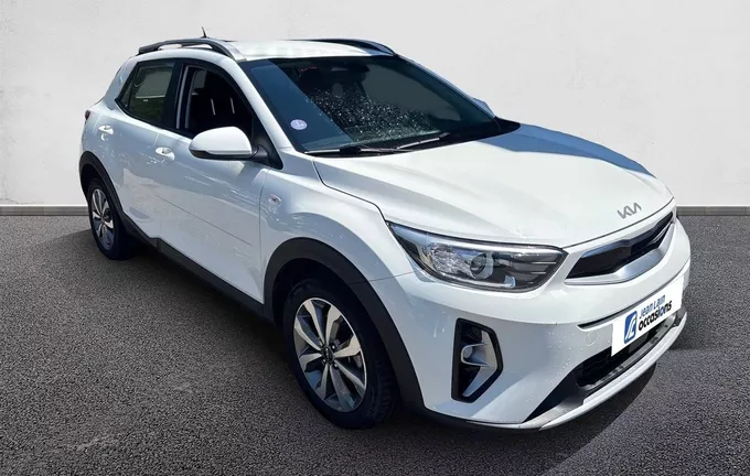 KIA STONIC 1.0 T-GDi 100 ch BVM6 Active extérieur trois quart avant droit 2129778