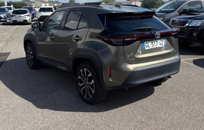 TOYOTA YARIS CROSS Hybride 116h 2WD Design extérieur trois quart arrière gauche 1103352