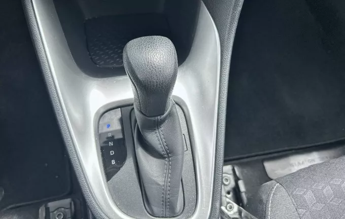 TOYOTA YARIS Hybride 116h Design photo 13 1103403