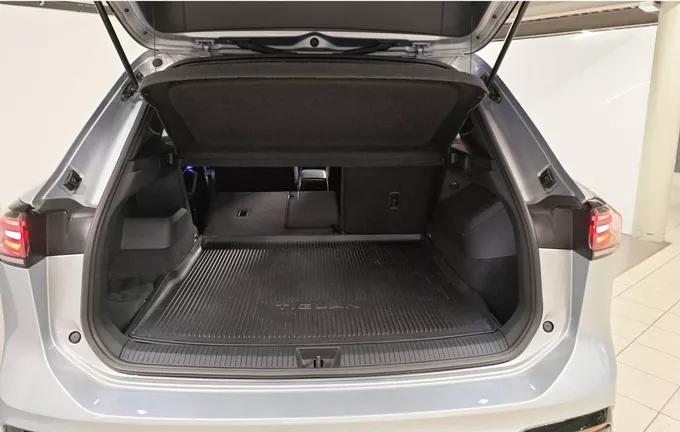 VOLKSWAGEN TIGUAN 1.5 eHybrid 204ch DSG6 R-Line photo 9 2131090