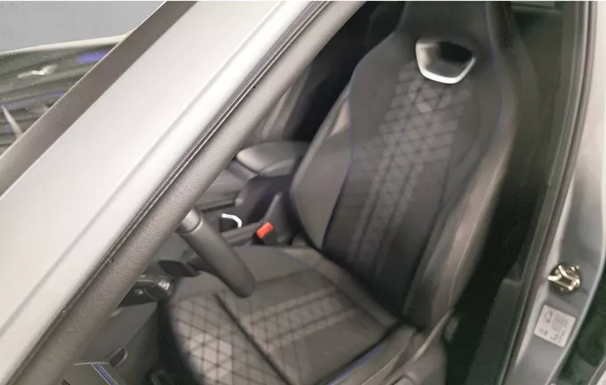 VOLKSWAGEN TIGUAN 1.5 eHybrid 204ch DSG6 R-Line photo 12 2131090