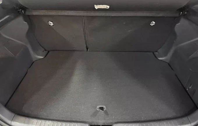 TOYOTA YARIS Hybride 116h Design photo 10 1103399