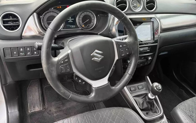 SUZUKI VITARA 1.4 Boosterjet Allgrip Hybrid Style photo 12 14096