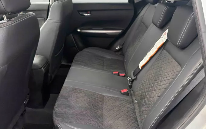 SUZUKI VITARA 1.4 Boosterjet Allgrip Hybrid Style photo 17 14096