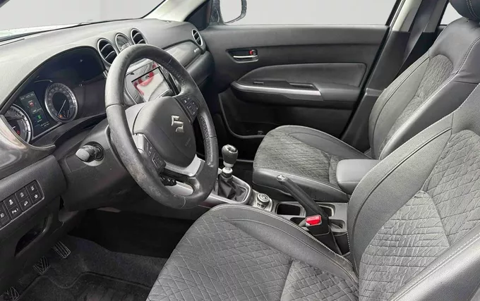 SUZUKI VITARA 1.4 Boosterjet Allgrip Hybrid Style photo 18 14096