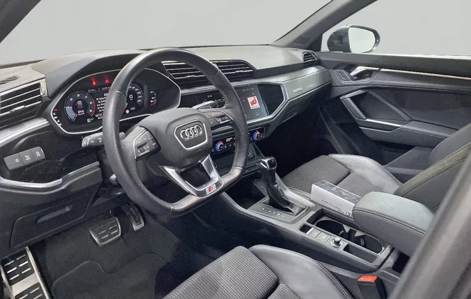 AUDI Q3 Sportback 40 TDI 200 ch S tronic 7 Quattro S line photo 11 2132609