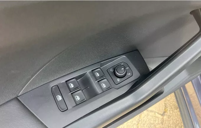 VOLKSWAGEN T-CROSS 1.0 TSI 116 Start/Stop DSG7 VW Edition photo 17 2131855