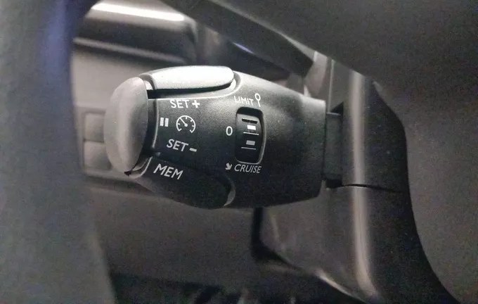 CITROEN C3 PureTech 83 ch BVM5 Plus photo 20 945114