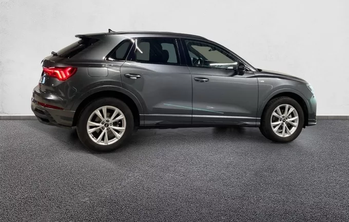 AUDI Q3 35 TFSI 150 ch S tronic 7 S line plus extérieur côté droit 2125098