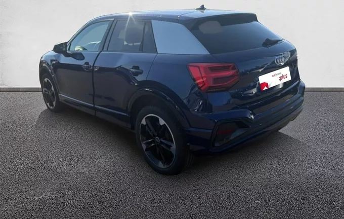AUDI Q2 35 TFSI 150 S tronic 7 S line extérieur trois quart arrière gauche 2129897