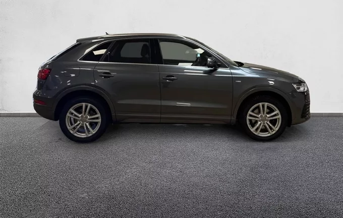 AUDI Q3 2.0 TDI 150 ch S tronic 7 Quattro S line extérieur côté droit 213083