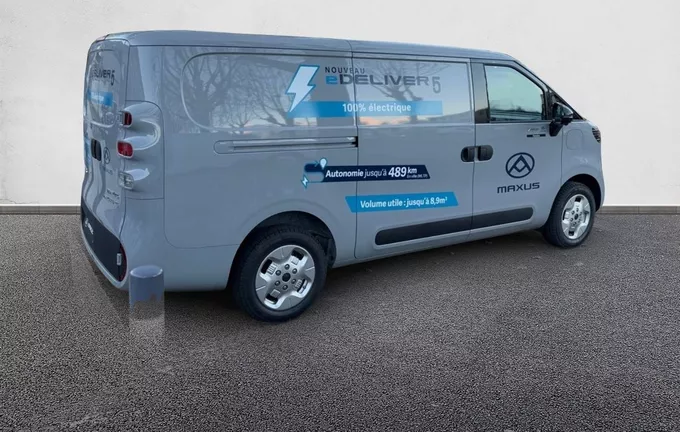 MAXUS E-DELIVER5 FOURGON L1H1 64 KWH extérieur trois quart arrière droit 6801973