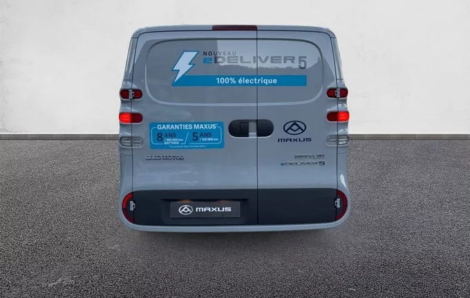 MAXUS E-DELIVER5 FOURGON L1H1 64 KWH extérieur arrière 6801973