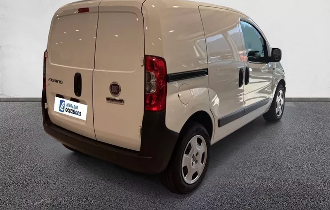 FIAT FIORINO TOLE 1.3 16V MULTIJET 95 PRO LOUNGE extérieur trois quart arrière droit 106273