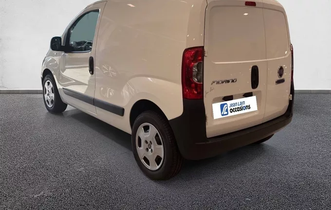 FIAT FIORINO TOLE 1.3 16V MULTIJET 95 PRO LOUNGE extérieur trois quart arrière gauche 106273