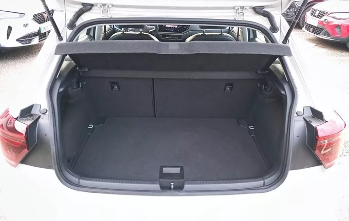 VOLKSWAGEN POLO 1.0 TSI 95 S&S BVM5 Style photo 10 2128623