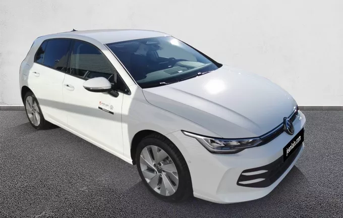 VOLKSWAGEN GOLF 1.5 eHybrid 204 DSG6 Life Plus extérieur trois quart avant droit 11263