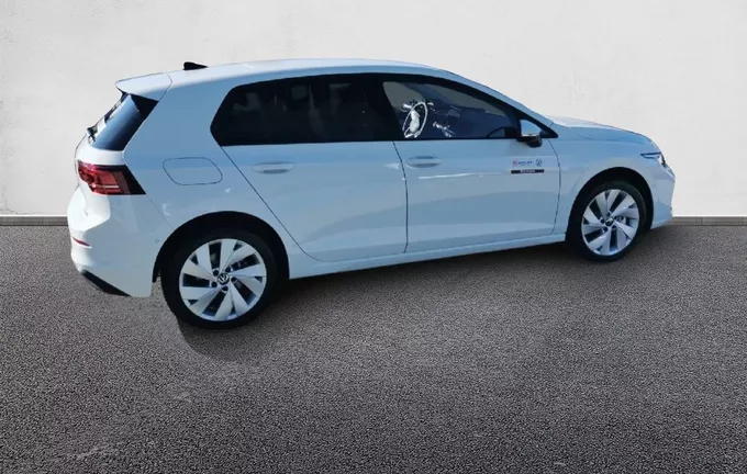 VOLKSWAGEN GOLF 1.5 eHybrid 204 DSG6 Life Plus extérieur trois quart arrière droit 11263