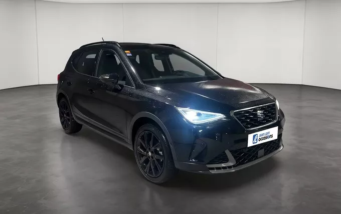 SEAT ARONA 1.0 TSI 95 ch Start/Stop BVM5 FR extérieur trois quart avant droit 2132585