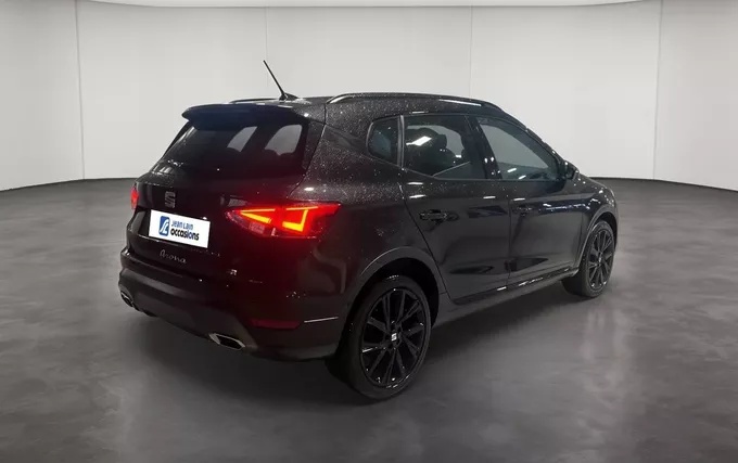 SEAT ARONA 1.0 TSI 95 ch Start/Stop BVM5 FR extérieur trois quart arrière droit 2132585