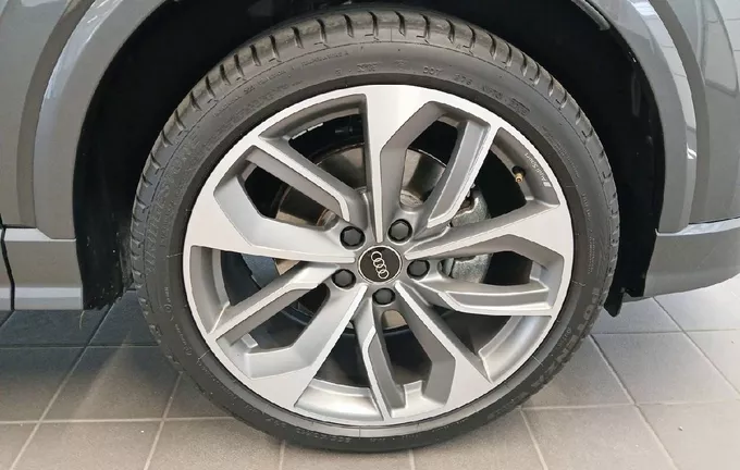 AUDI Q2 35 TFSI 150 S tronic 7 S line Plus photo 9 2130787