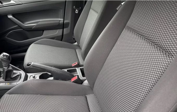 VOLKSWAGEN POLO 1.0 TSI 95 S&S BVM5 extérieur trois quart arrière droit 2126922