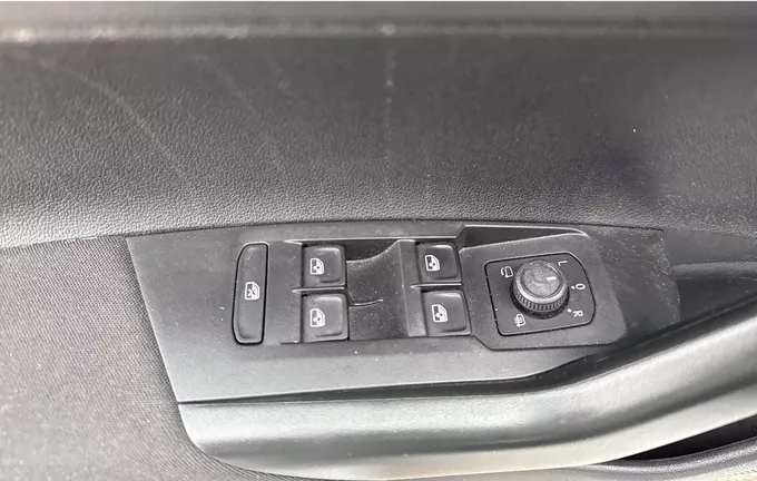 VOLKSWAGEN POLO 1.0 TSI 95 S&S BVM5 photo 14 2126922