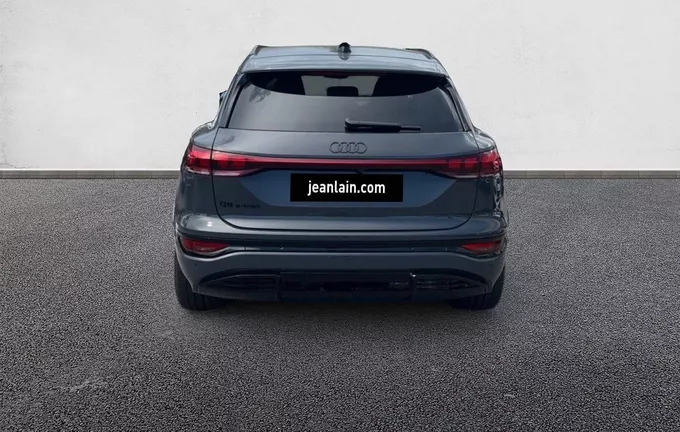 AUDI Q6 E-TRON 306 ch 100 kWh performance S line extérieur arrière 0713