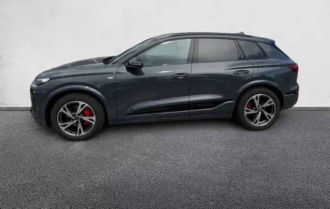 AUDI Q6 E-TRON 306 ch 100 kWh performance S line extérieur côté gauche 0713