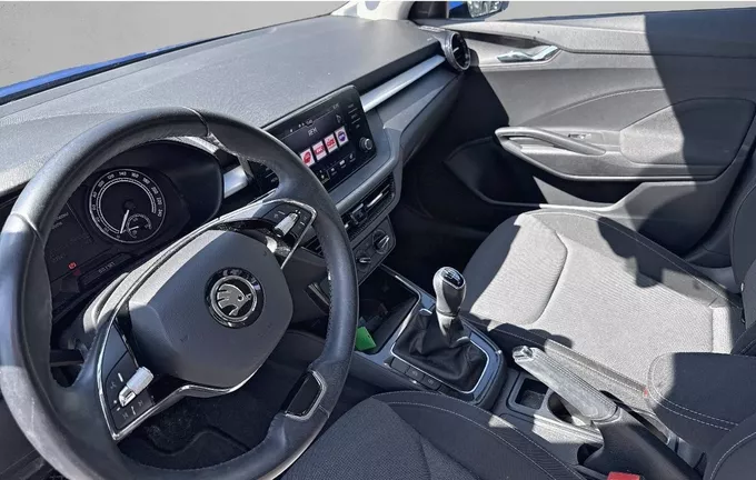 SKODA FABIA 1.0 MPI 65 ch BVM5 Ambition photo 13 2127334