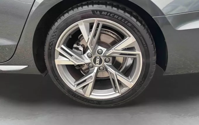 AUDI A4 Avant 35 TDI 163 S tronic 7 S line photo 9 2132797