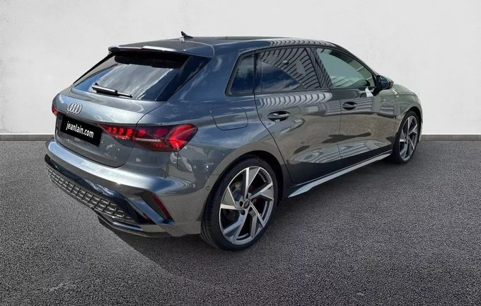AUDI A3 Sportback TDI 150 S tronic 7 S line extérieur trois quart arrière droit 6495