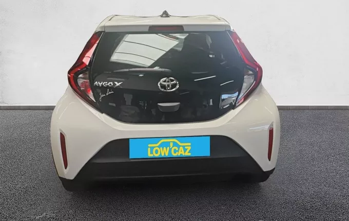 TOYOTA AYGO X 1.0 VVT-i 72 Dynamic extérieur arrière 213635