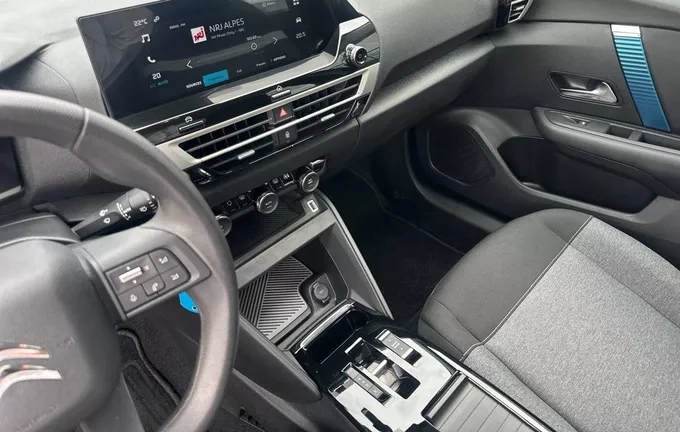 CITROEN C4 e-C4 136 ch Automatique Live photo 14 945986