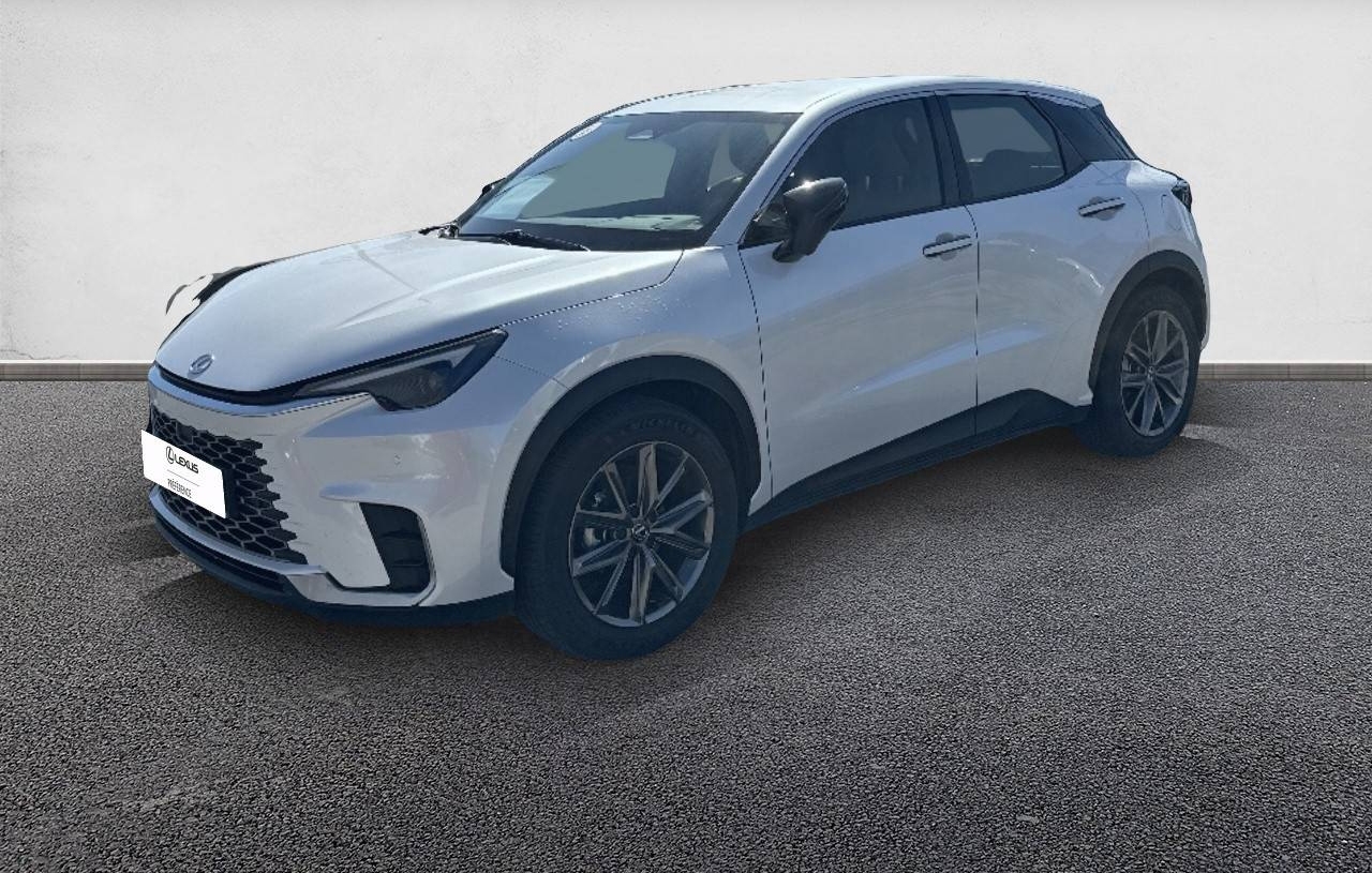 LEXUS LBX