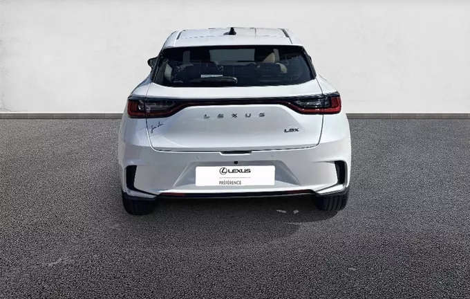 LEXUS LBX 2WD Elegant extérieur arrière 1103195