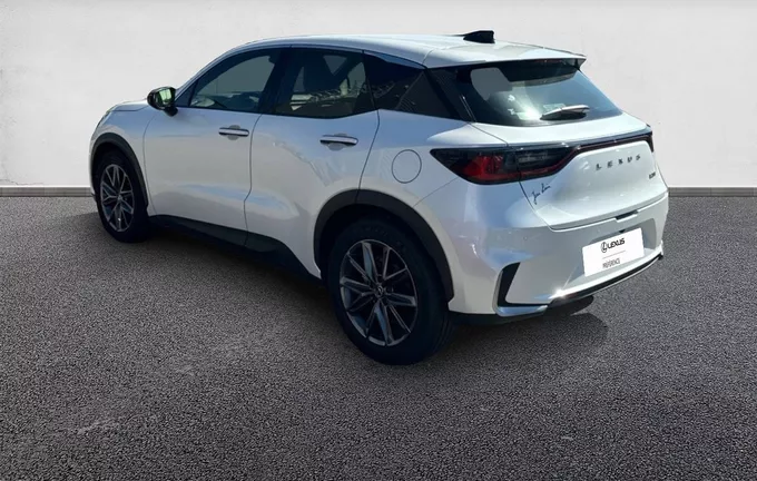 LEXUS LBX 2WD Elegant extérieur trois quart arrière gauche 1103195
