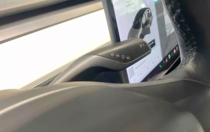 TESLA MODEL 3 Autonomie Standard Plus RWD photo 13 2132685
