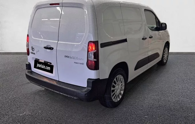 TOYOTA PROACE CITY ELECTRIQUE PROACE CITY ELECTRIC MEDIUM 50KWH BUSINESS extérieur trois quart arrière droit 676486