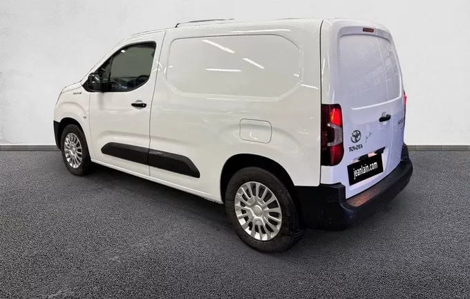 TOYOTA PROACE CITY ELECTRIQUE PROACE CITY ELECTRIC MEDIUM 50KWH BUSINESS extérieur trois quart arrière gauche 676486