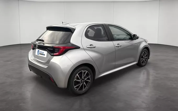 TOYOTA YARIS Hybride 116h Design extérieur trois quart arrière droit 1103950