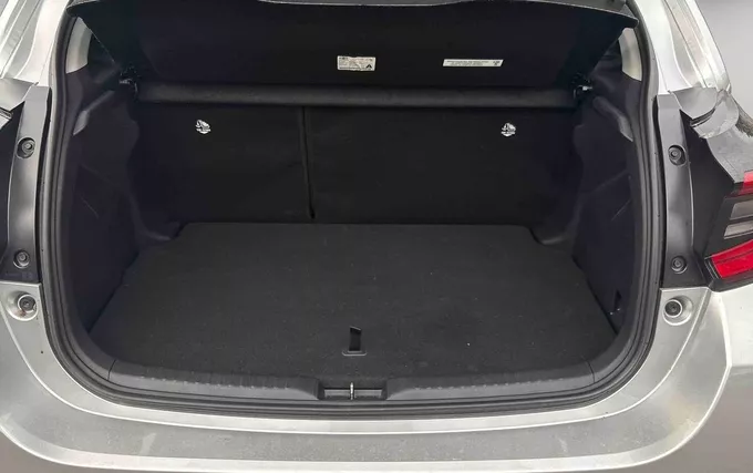 TOYOTA YARIS Hybride 116h Design photo 10 1103950