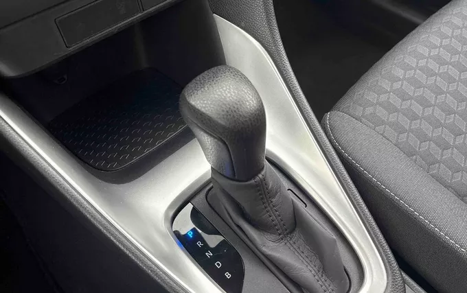 TOYOTA YARIS Hybride 116h Design photo 13 1103950