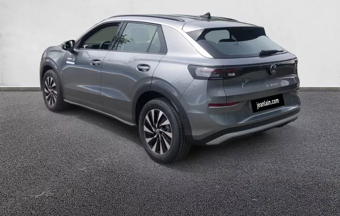 VOLKSWAGEN T-ROC 1.5 eTSI EVO2 Hybrid 116 ch DSG7 Life extérieur trois quart arrière gauche 6804